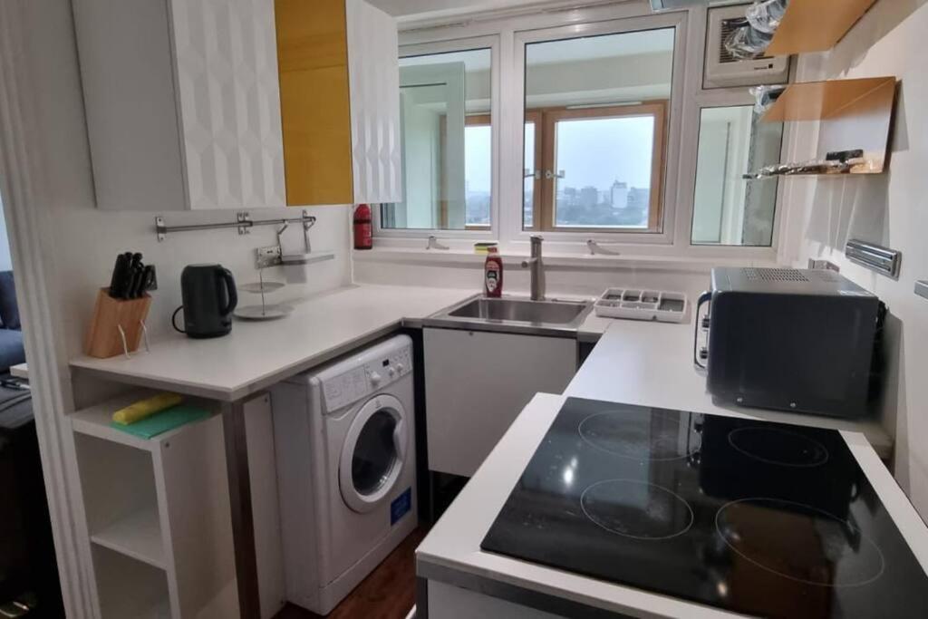Gottersea 1 Bedroom Flat In Battersea 70 Mq London Exteriör bild