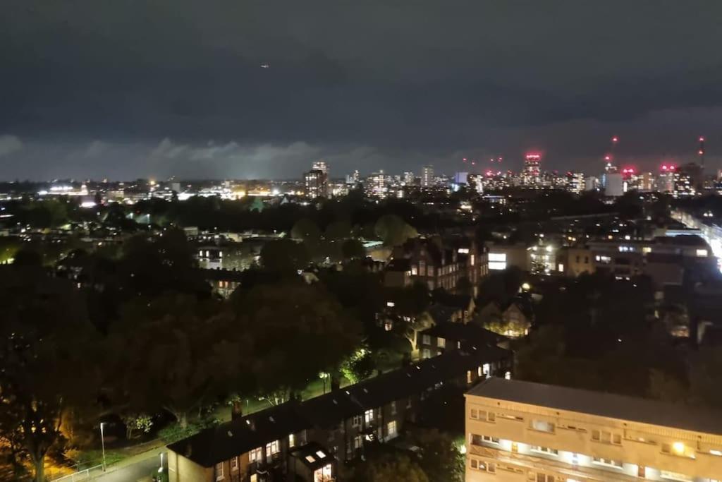 Gottersea 1 Bedroom Flat In Battersea 70 Mq London Exteriör bild